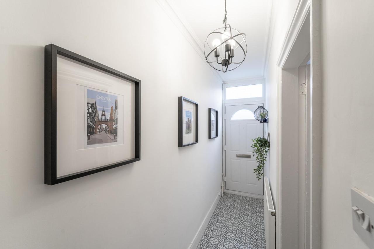 South View - 3 Bed Modern Chester House - Close To City Centre ภายนอก รูปภาพ